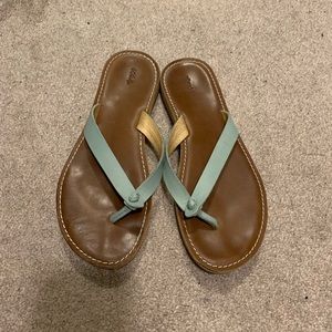OluKai Nohie Flip flops